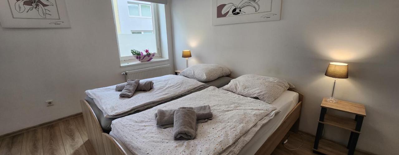 Elena Flat Orchidee Duisburg Zentrum Екстериор снимка