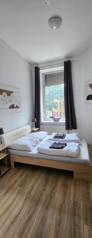 Elena Flat Orchidee Duisburg Zentrum Екстериор снимка
